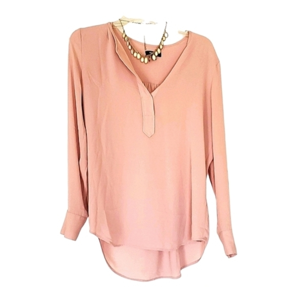 Premise studio‎ Blush long sleeve v neck blouse
